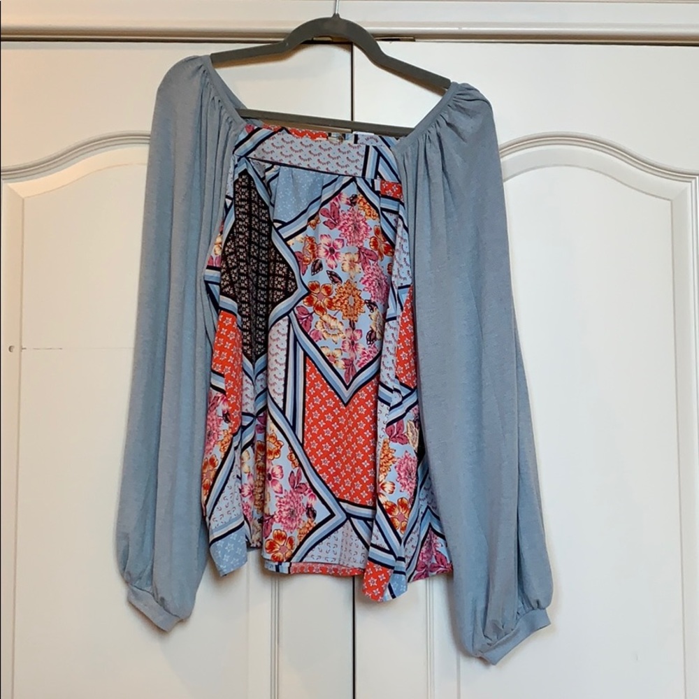 BNWT Easel top